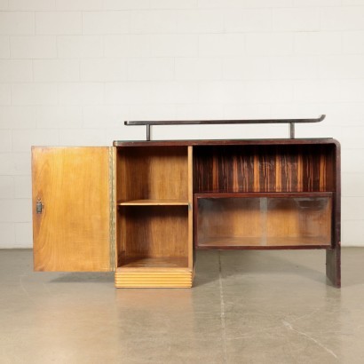 Credenza