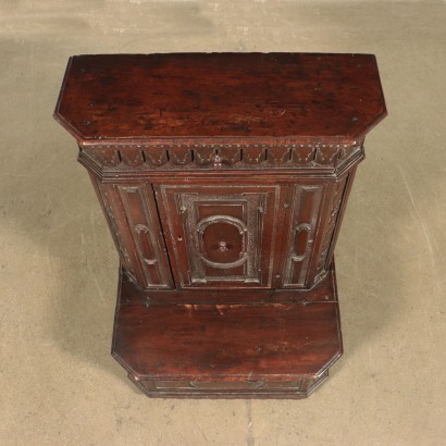 Kneeling Stool Walnut Italy 17th Century