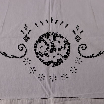 Double Bedcover with Engraved Embroidery Linen