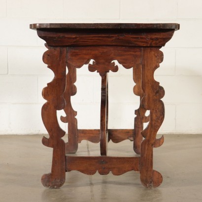 Table Walnut Italy 18th Century