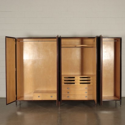 antiquité moderne, design moderne, armoire, armoire moderne, armoire moderne, armoire italienne, armoire vintage, armoire 60's, armoire design 60's