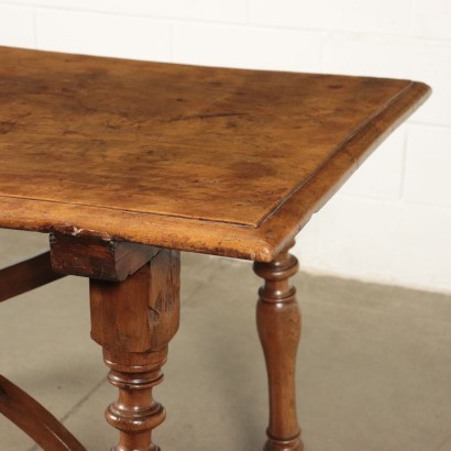 Fratino Table Walnut Italy 20th Century