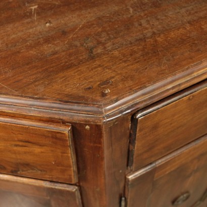 Credenza Scantonata