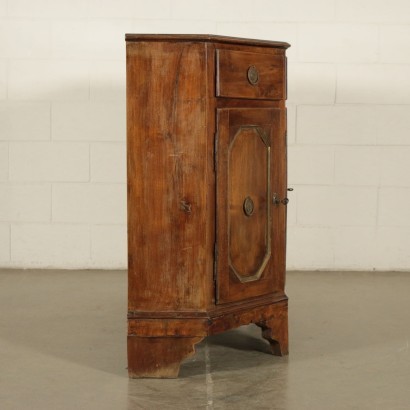Grooved Cupboard Walnut iTaly 20th Century