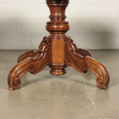 Extensible Table Walnut Italy 19th Century