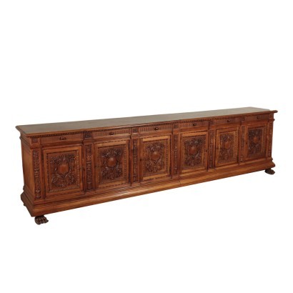 Grande Credenza in Stile Neorinascimento