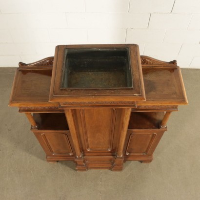 Revival Flowerbox Walnut Italy 20th Century