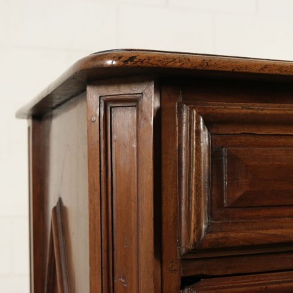 Piedmontese Chest of Drawers Walnut Italy 18th Century