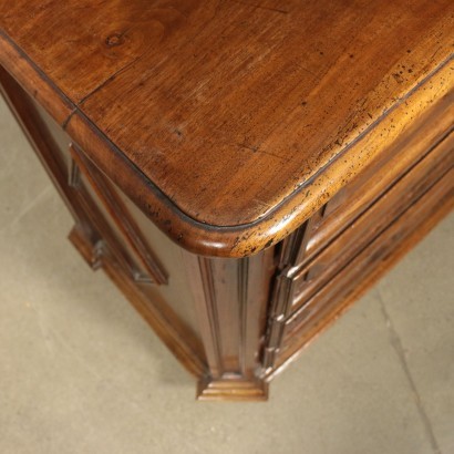 Piedmontese Chest of Drawers Walnut Italy 18th Century