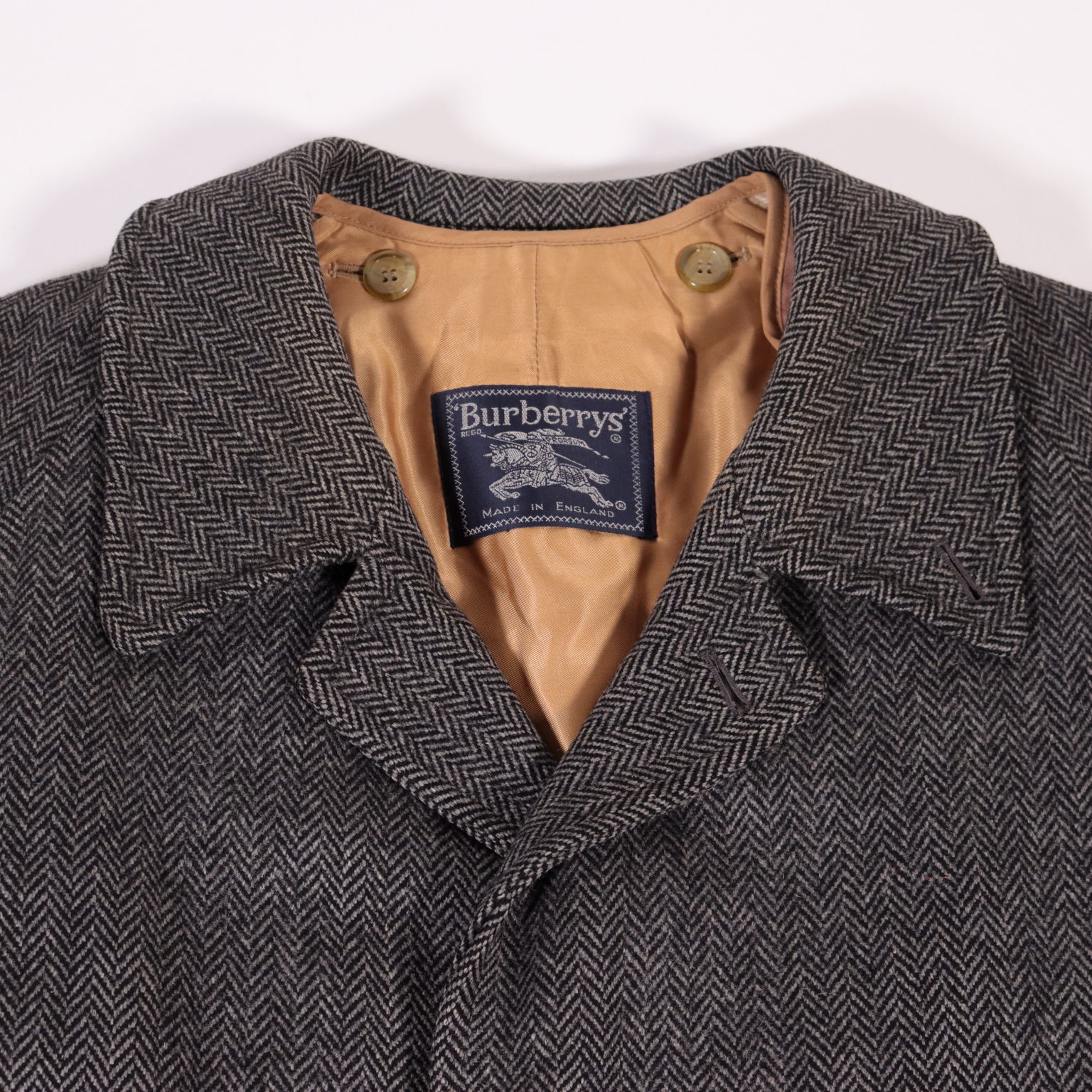 Cappotto burberry uomo outlet usato