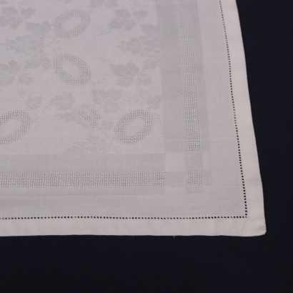 Tablecloth with 6 Napkins