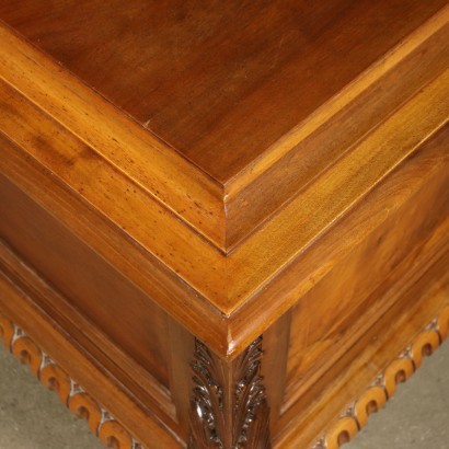 Neo-Renaissance Revival Chest Walnut Marple Italy 20th Century