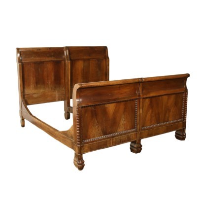 Luois Philippe Queen Bed Walnut Italy 19th Century