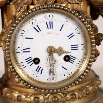 antique, horloge, horloge antique, horloge antique, horloge antique italienne, horloge antique, horloge néoclassique, horloge du XIXe siècle, horloge à pendule, horloge murale, horloge de table E. Mignot à Pa