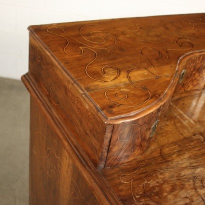 Baroque Chest of Drawers Center of Italy 18th Century