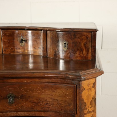 Baroque Chest of Drawers Center of Italy 18th Century