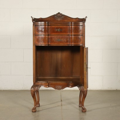 Revival English Cabinet Mahogany England 20th Century