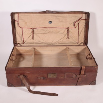 #vintage #vintageclothing #vintageabiti #vintagemilano #vintagefashion #vintage #vintagesuitcase #englishleather ,Baúl de cuero inglés vintage 4