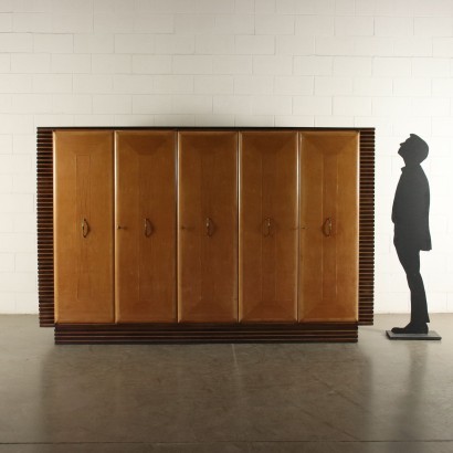 modern antik, modernes Design, Kleiderschrank, moderner Kleiderschrank, moderner Kleiderschrank, italienischer Kleiderschrank, Vintage Kleiderschrank, 60er Jahre Kleiderschrank, 60er Design Kleiderschrank, 40er Jahre Möbel