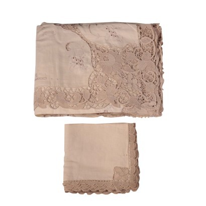 Nappe avec huit serviettes en lin