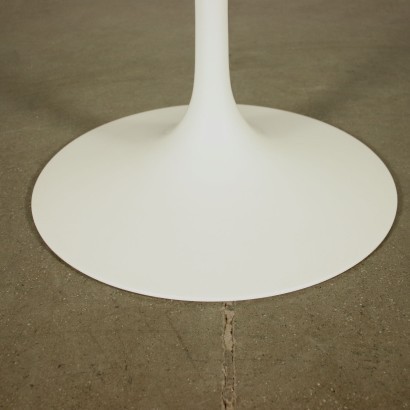 modernariato, modernariato di design, tavolo, tavolo modernariato, tavolo di modernariato, tavolo italiano, tavolo vintage, tavolo anni '60, tavolo design anni 60,Tavolo Tulip,Eero Saarinen,Eero Saarinen,Eero Saarinen