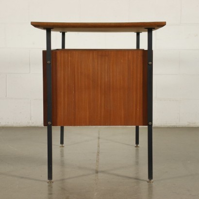 modernariato, modernariato di design, scrivania, scrivania modernariato, scrivania di modernariato, scrivania italiana, scrivania vintage, scrivania anni '60, scrivania design anni 60