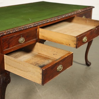 English Open Desk Sessile Oak Mahognay England 20th Century