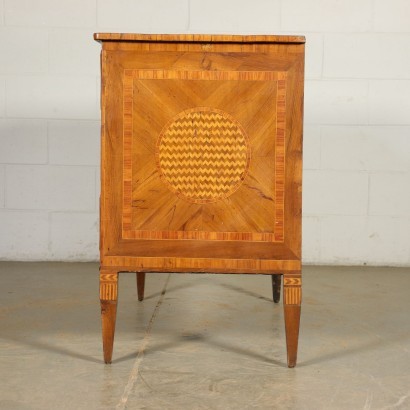 Venetian Neoclassical chest of drawers