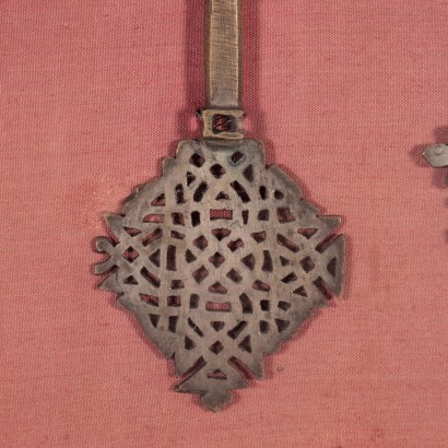 Pendentifs, Laiton Perforé, Corne de l'Afrique, XX Siècle