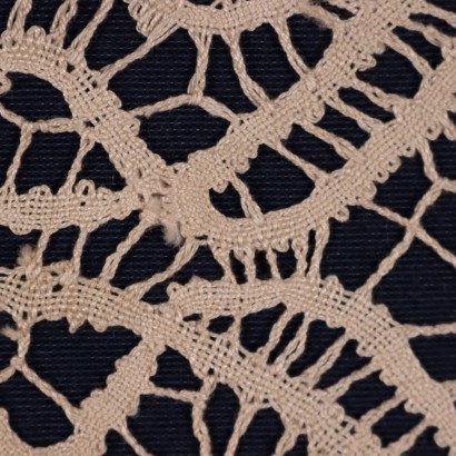 Bobin Made Oval Doily Cotton Italy 20th Century