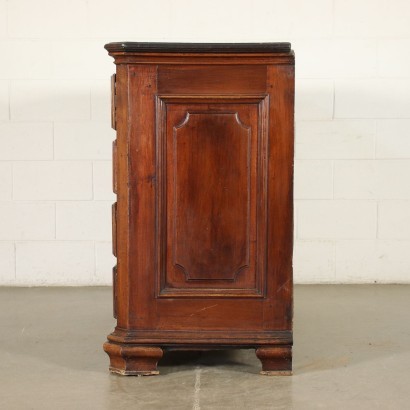 Lombard Barque Chest Of Drawers Walnut Italy 18th Century