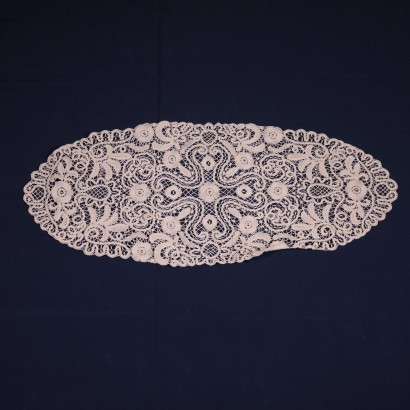 Bobin Made Oval Doily Cotton Italy 20th Century