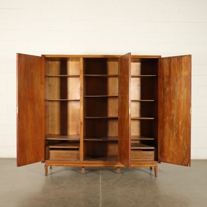 antiquité moderne, design moderne, armoire, armoire moderne, armoire moderne, armoire italienne, armoire vintage, armoire 60's, armoire design 60's, meuble 40-50's