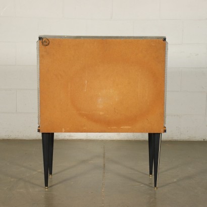 modernariato, modernariato di design, credenza, credenza modernariato, credenza di modernariato, credenza italiana, credenza vintage, credenza anni '60, credenza design anni 60