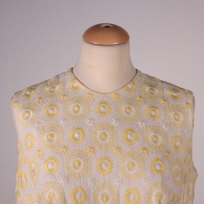 Vintage Dress With White and Yellow Embroideries 1950s-1960s