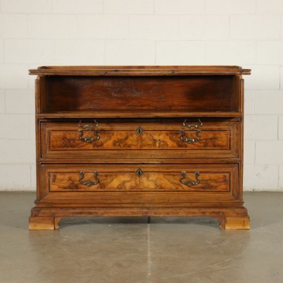 Commode arple Walnut Poplar Italy 18th Century