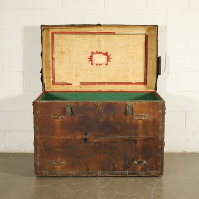 Vintage Au Depart Leather Trunk Paris 1910s-1920s