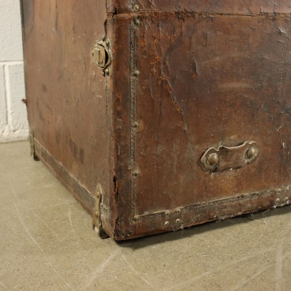 Vintage Au Depart Leather Trunk Paris 1910s-1920s