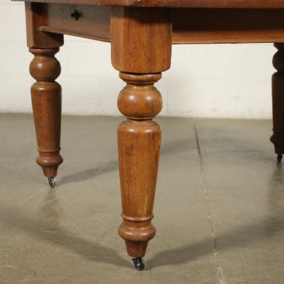 Extensible Table Sessile Oak Northern Europe 19th-20th Century