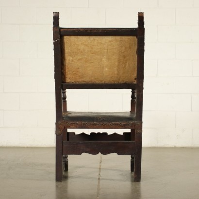 Baroque Armchair Walnut Shear Plate Leather Italy 17th Century