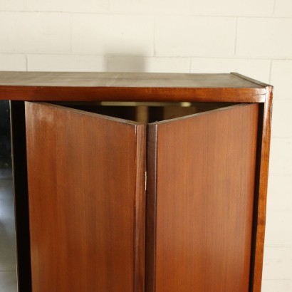 antiquité moderne, design moderne, armoire, armoire moderne, armoire moderne, armoire italienne, armoire vintage, armoire 60's, armoire design 60's