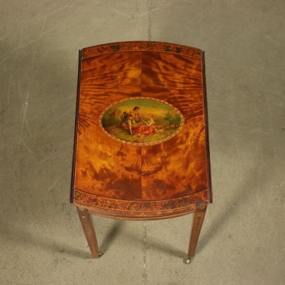 Small George IV Table with Wings Satinwood England 19th Century