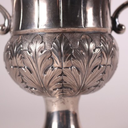 Antiquitäten, Objekte, Antiquitätenobjekte, antike Objekte, antike italienische Objekte, Antiquitätenobjekte, neoklassizistische Objekte, Objekte des 19. Jahrhunderts, Silver Cup Vase