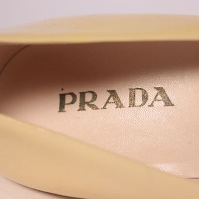 prada, escote, calzado, zapatos, zapatos prada, alta costura, segunda mano, milán, moda de milán, hecho en italia, zapatos de tacón prada con punta abierta