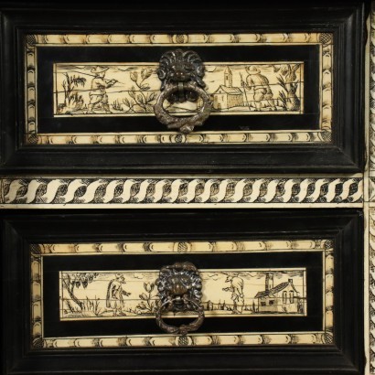 antiquariato, altri mobili, antiquariato altri mobili, altri mobili antichi, altri mobili antichi italiani, altri mobili di antiquariato, altri mobili neoclassici, altri mobili del 800,Stipo Ebano e Avorio