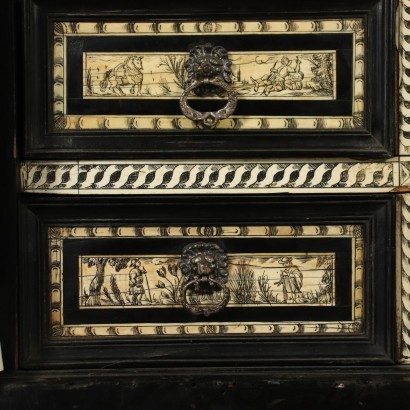 antiquariato, altri mobili, antiquariato altri mobili, altri mobili antichi, altri mobili antichi italiani, altri mobili di antiquariato, altri mobili neoclassici, altri mobili del 800,Stipo Ebano e Avorio