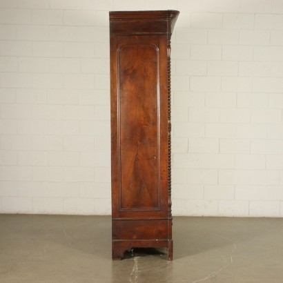 Antiquitäten, Kleiderschrank, Antiker Kleiderschrank, Antiker Kleiderschrank, Antiker italienischer Kleiderschrank, Antiker Kleiderschrank, neoklassizistischer Kleiderschrank, Kleiderschrank aus dem 19. Jahrhundert