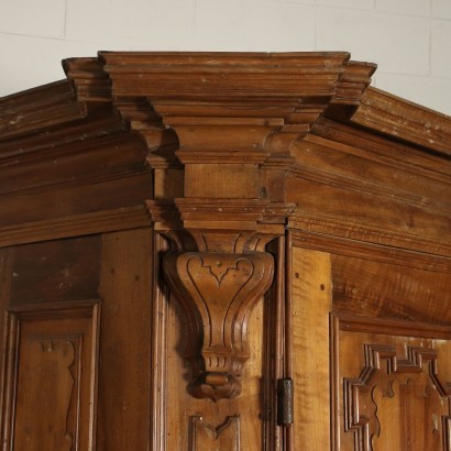 antiquités, armoire, armoire ancienne, armoire ancienne, armoire italienne ancienne, armoire ancienne, armoire néoclassique, armoire XIXe siècle, Grande armoire baroque Piacentino