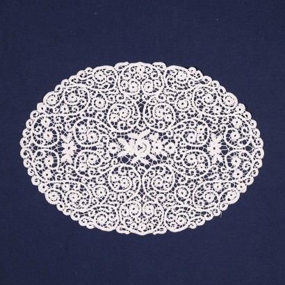 Cantù Lace Oval Doily Cotton Italy 20th Century