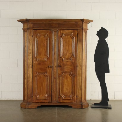 Antiquitäten, Kleiderschrank, Antiker Kleiderschrank, Antiker Kleiderschrank, Antiker italienischer Kleiderschrank, Antiker Kleiderschrank, neoklassizistischer Kleiderschrank, Kleiderschrank aus dem 19. Jahrhundert, Kleiderschrank mit antiken Hölzern